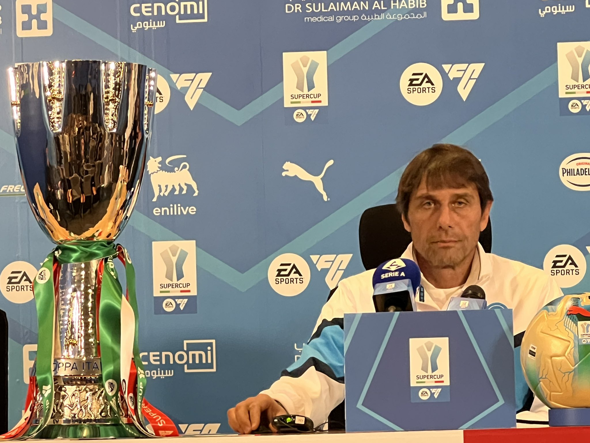 أنطونيو كونتي مدرب فريق نابولي في المؤتمر الصحافي: -خسرنا من بولونيا في الدوري، لكن هناك أمور عدة تغيرت من ذلك الوقت، لقد عملنا على استعادة أنفسنا سواءً بعد الفوز أو الخسارة، والآن نحن في النهائي. #نابولي_بولونيا 