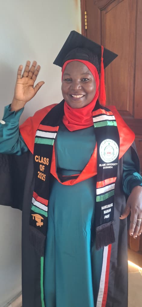 Kyadondoss's tweet photo. 🎓 We celebrate excellence in leadership and education.
Congratulations to Nankubuge Mariam, Deputy Administrator &amp; Welfare, Kyaddondo S.S, for graduating with a Master of Education in Education Management and Administration from IUIU. https://t.co/4W0JfVcSao