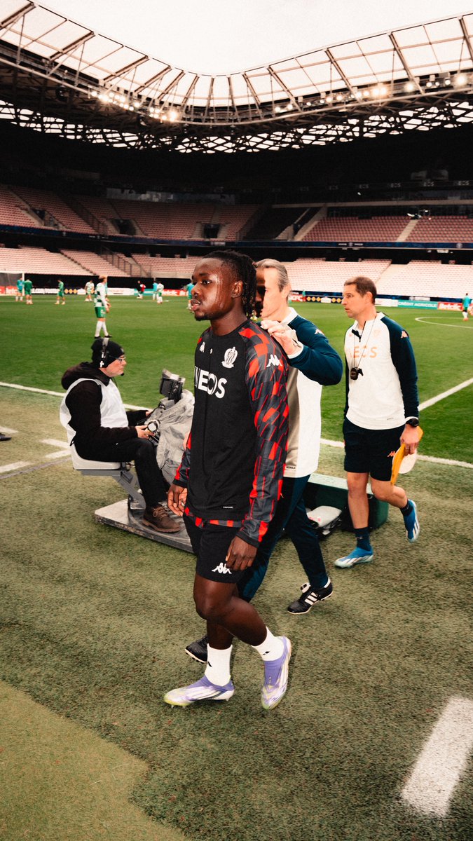 Première 𝒕𝒊𝒕𝒖𝒍𝒂𝒓𝒊𝒔𝒂𝒕𝒊𝒐𝒏 pour Zoumana Diallo ✊

#ogcnasse