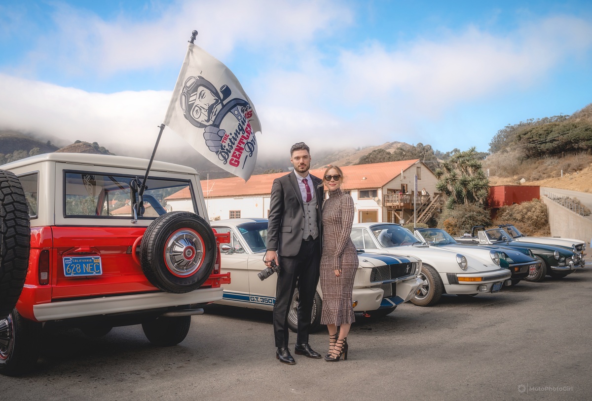 A Bronco rocking that unmistakable red-and-white combo, parked among some of the sharpest vintage rides. Suit up and join us on September 27th for the next round of dapper drives that actually matter.  

📸 <a href="/motophotogirl/">Maya Fox</a>  
🌎 USA, San Francisco