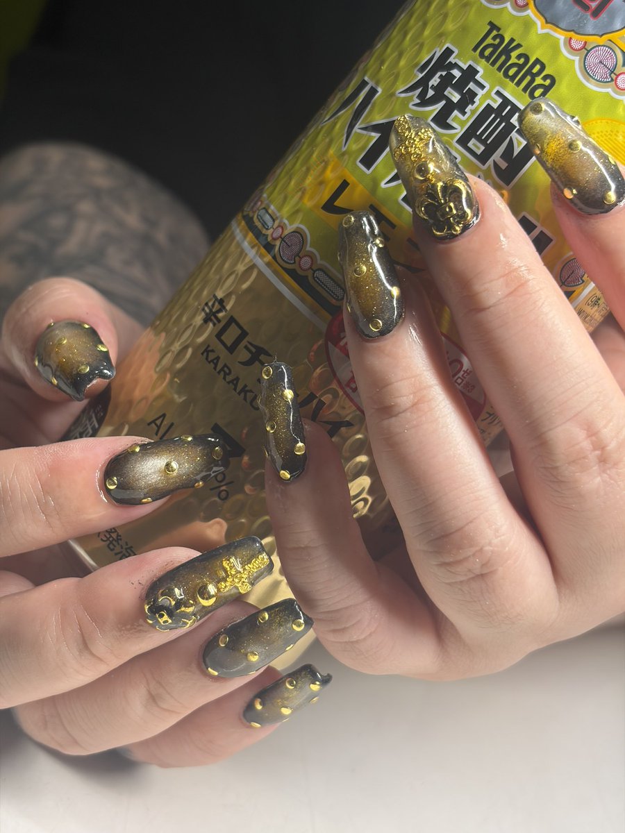 ありがとう～♡♡ ゴールドフラッシュ→黒で囲みグラデ→シルバーマグ