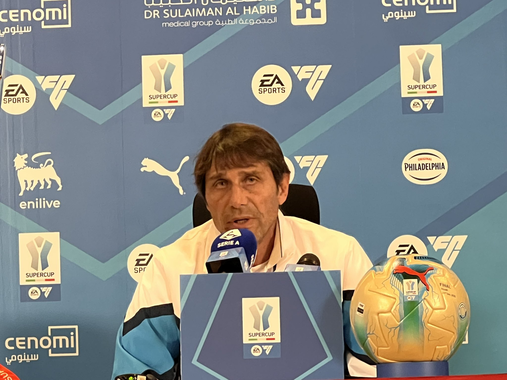 أنطونيو كونتي مدرب فريق نابولي في المؤتمر الصحافي: -اللعب كل 3 أيام ليس أمراً سهلاً، وتحقيق الانتصارات هو الأمر الذي يعطينا الطاقة. #نابولي_بولونيا 