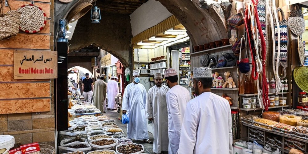 هيئة المشروعات والمناقصات والمحتوى المحلي تُنظم بالتعاون مع مكتب محافظ الداخلية ملتقى سفراء المحافظات الثاني بعد غدٍ الثلاثاء، لتعزيز التكامل المؤسسي وتبادل الخبرات بين الجهات الحكومية. #العُمانية 