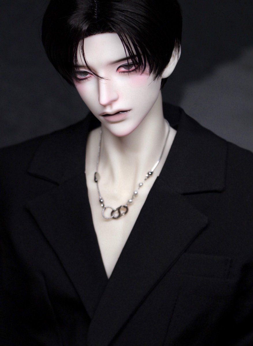 ⢰⡒⠢⡄⠀⣶⠚⠓⡴⠛⠳⡄⠀⣠⠖⢲⡀
⢰⡒⠢⣦ ⣶   Eve ♡︎  ⣶ ⣠⠖⡒⢰
⢯⣉⣯⡇⠀⠉⠷⣦⢀⡠⠞⠁ ⣗⣲⠤⠽ ˚ ⊹