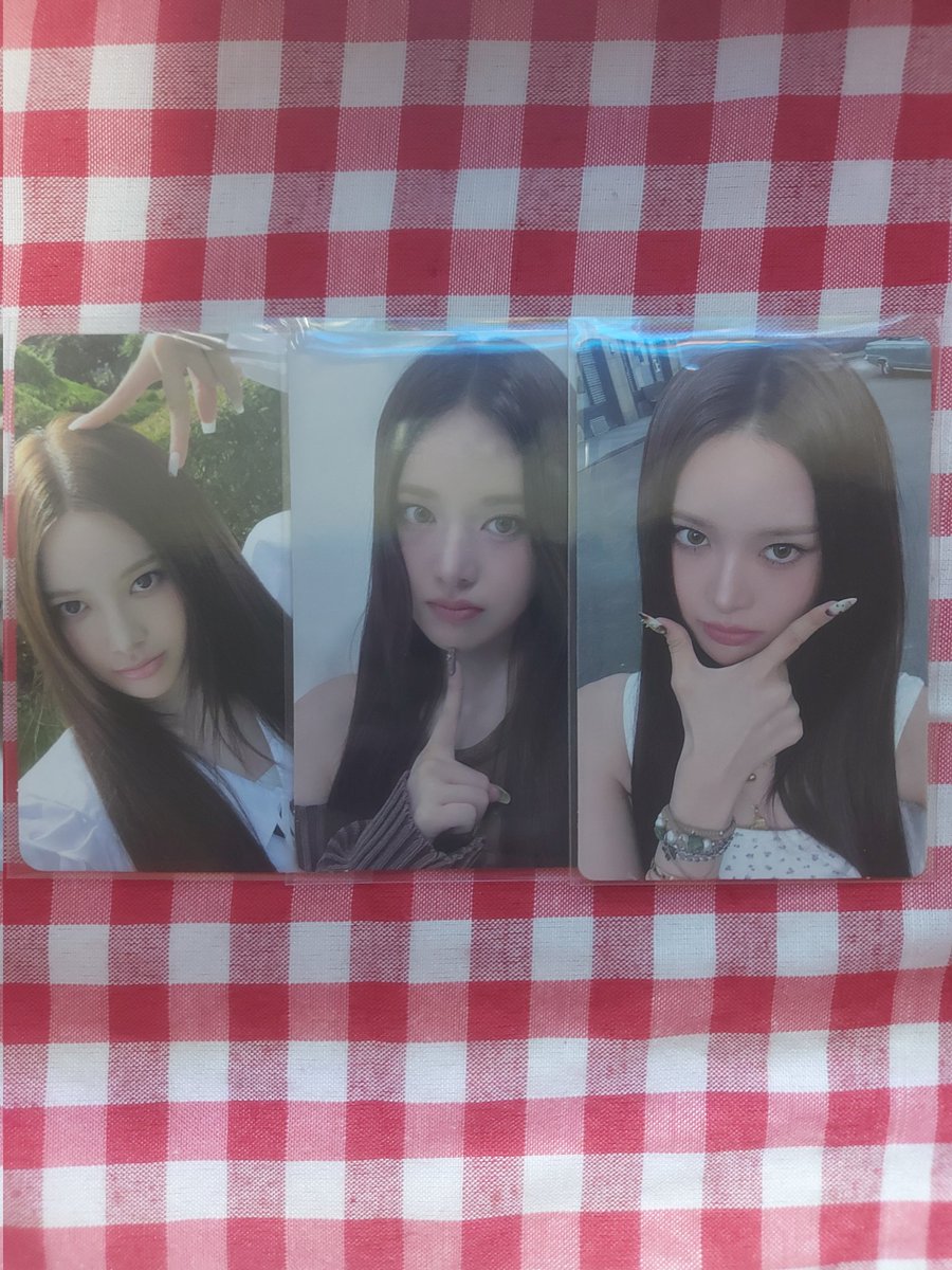 jeemin_cartz's tweet photo. WTS LFB IZNA JEEMIN OLIVE YOUNG TRADING CARDS AND ALBUM PC

100 EACH

MOP:GCASH
MOD:JNT https://t.co/nDLLNKdwrR