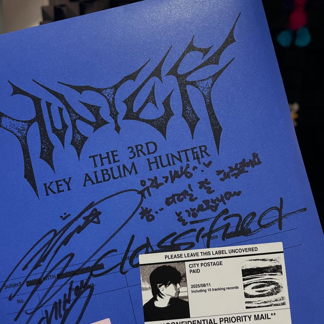 diorkibum's tweet image. 251221 SM staff IG

"Start [of] the 3rd album's first recording"
"Sparkling purple Lavender Love✨️"

🔑 Message from Key:
"Wow... you did a great job with everything. Thank you always"

#SHINee #KEY #샤이니 #키