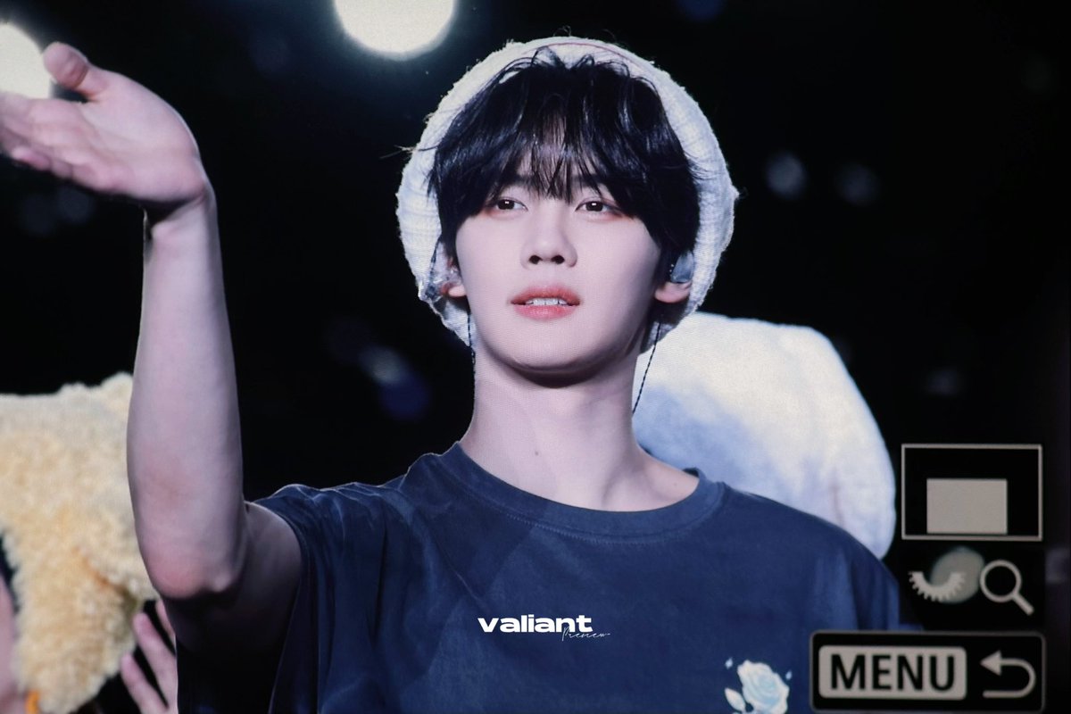 𝙑𝙖𝙡𝙞𝙖𝙣𝙩. tweet media