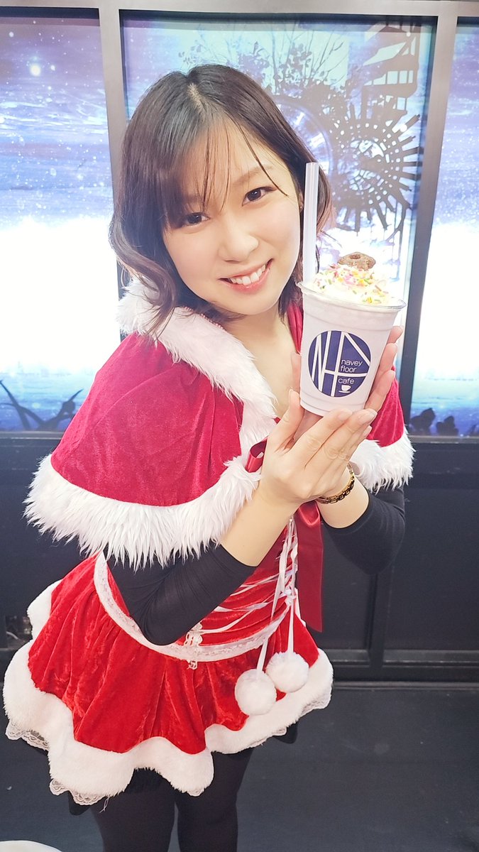 tomomixxna's tweet photo. #Nfes
本日はひっっさしぶりのネイビーフロアでした☆
会場にお越しの皆様、配信を見てくれた皆様ありがとうございました🙇‍♀️
盛大にクリスマス感出してみたよ！

次は26日だね！さーて何にしようかなぁ❤️ https://t.co/9Cvn29EOM3