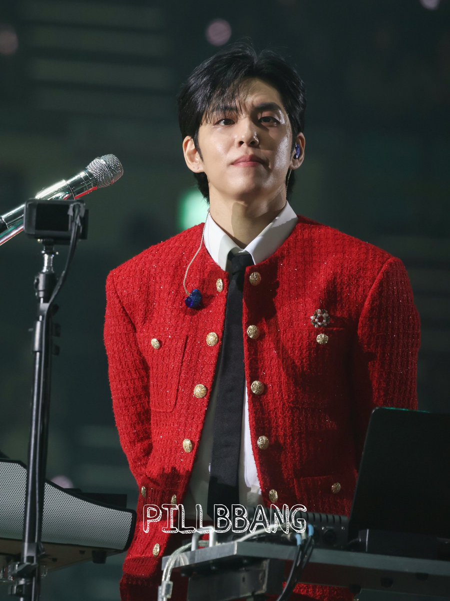 251221 THE PRESENT PRE

오늘도 필자님 등장 ✨

#데이식스 #원필 #DAY6 #WONPIL