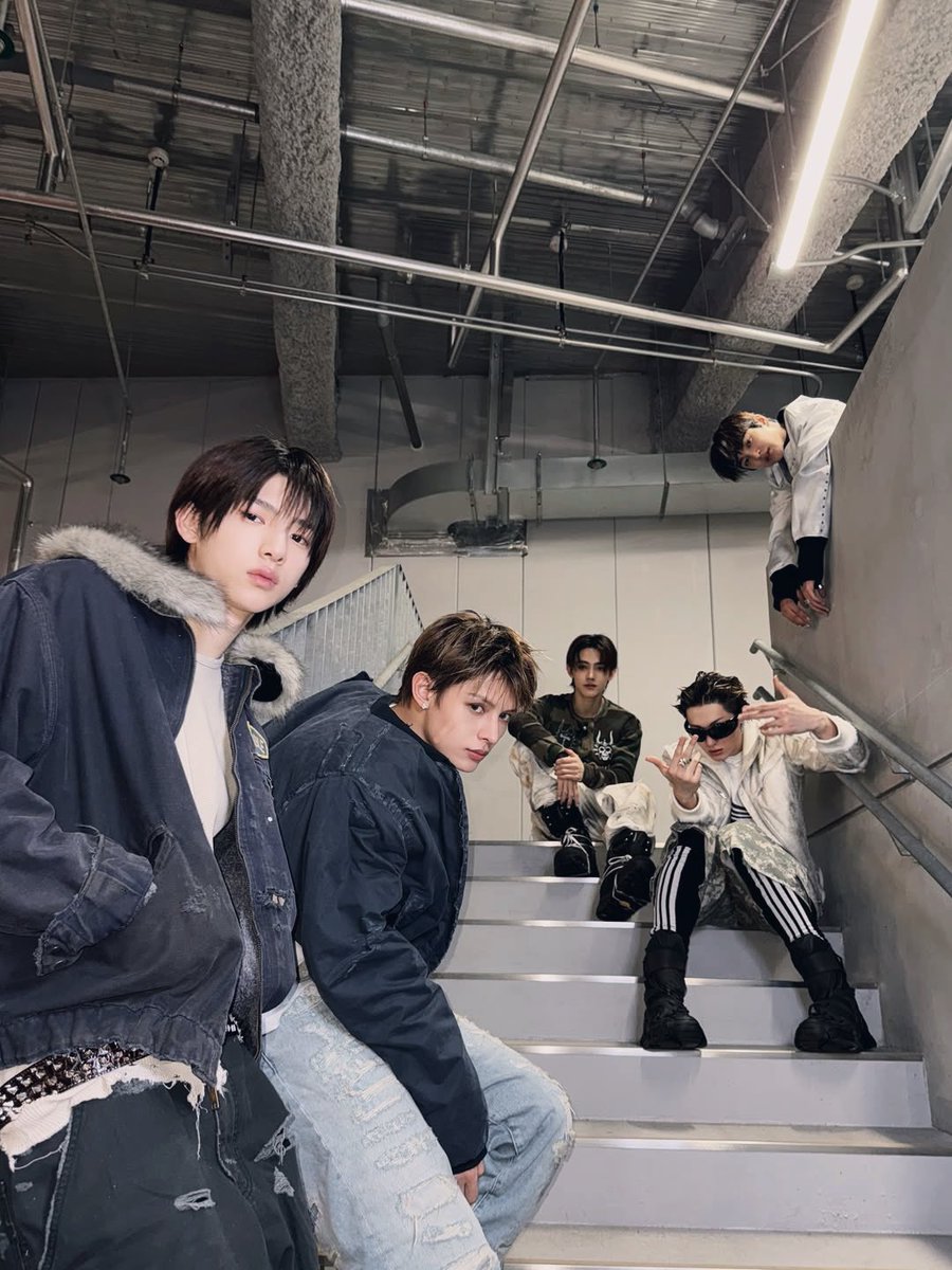 Birthday boy! tweet media