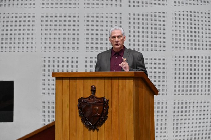 El Presidente <a href="/DiazCanelB/">Miguel Díaz-Canel Bermúdez</a> señaló en la <a href="/AsambleaCuba/">Asamblea Nacional Cuba</a>:

“El aberrante corolario Trump de la Doctrina Monroe y la Estrategia de Seguridad Nacional de #EEUU, recientemente publicada, no deja dudas sobre las pretensiones hegemónicas contra los pueblos y naciones de Nuestra América,
