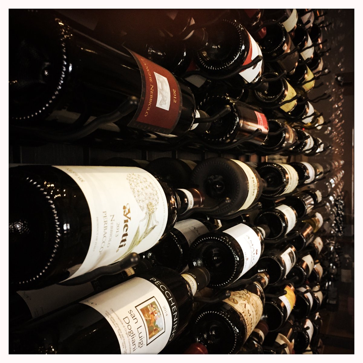 MangelosBigSky's tweet image. The snow is piling up in Big Sky and we’re  open — perfect time to plan your holiday dinner or winter celebration. 🎶✨ Keep us posted if you want to reserve for those cozy winter nights. #HolidaySeason #WinterDining