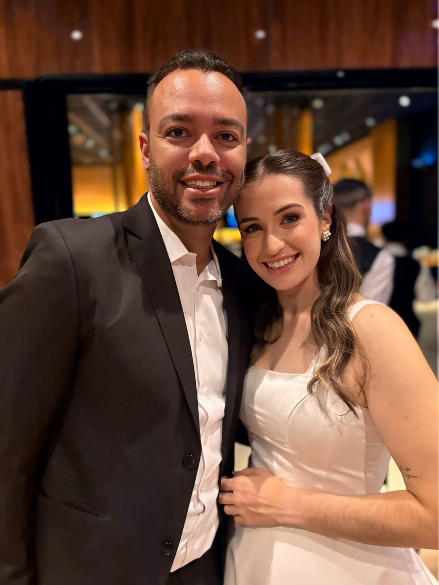 thalestc's tweet photo. Casei mais uma amiga! https://t.co/a2fjlcGorf