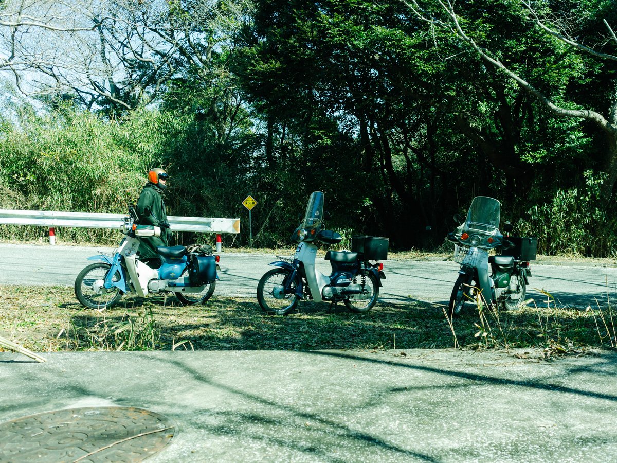この修理いくらになりますか」と電話がかかってくる。心の中でため息をつく。安いところを探しているんだろう。ずっとそうだった。今年から扱う機種を明確に絞った。すると、問い合わせからそのまま依頼となることが明らかに増えた。この積み重ねで毎日が少しずつ充実して  ...