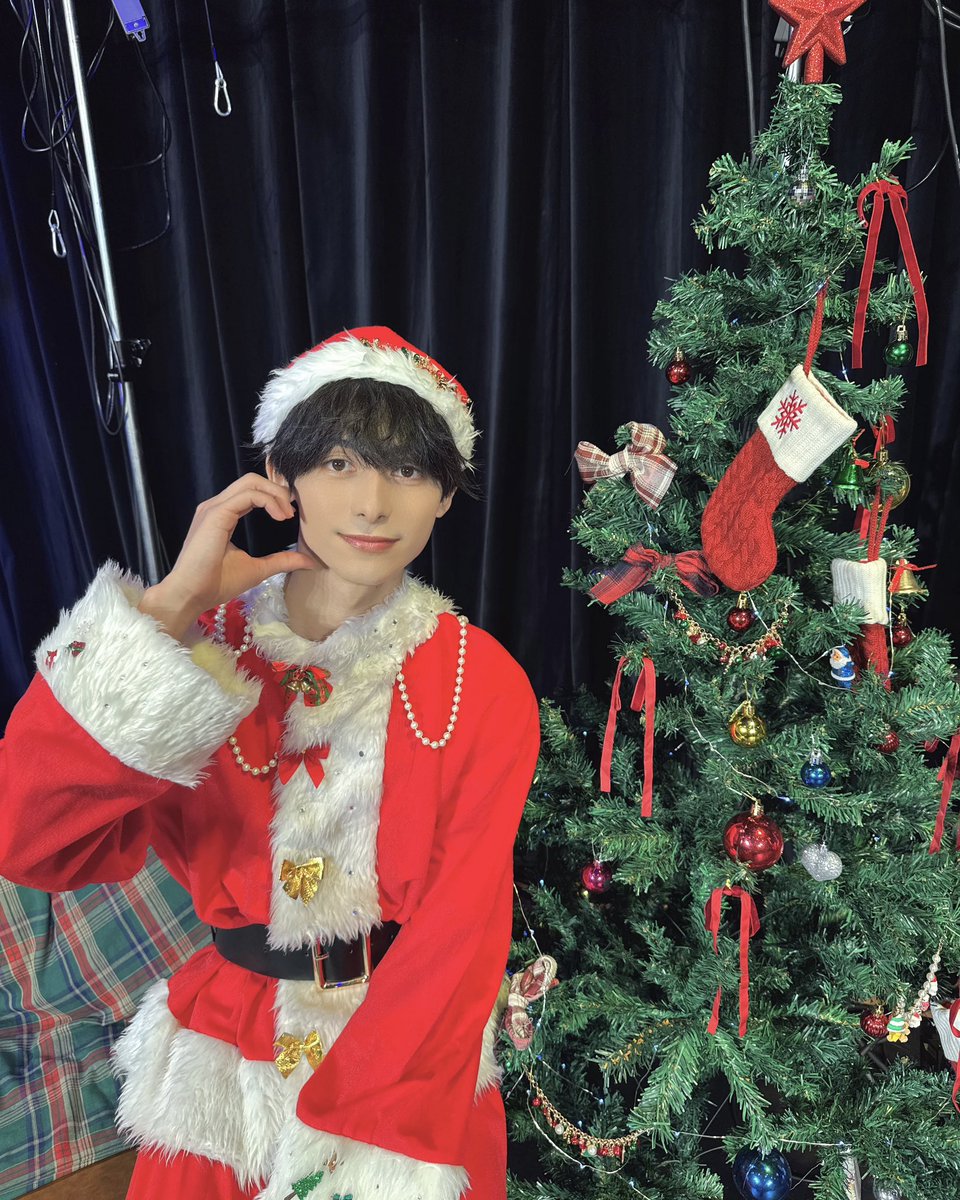 まるさん クリスマス 𝟗𝓫𝓲𝓬 𝓢𝓹𝓮𝓬𝓲𝓪𝓵 𝑪𝒉𝒓𝒊𝒔𝒕𝒎𝒂𝒔 𝓛𝓲𝓿𝓮 𝟐𝟎𝟐𝟓に