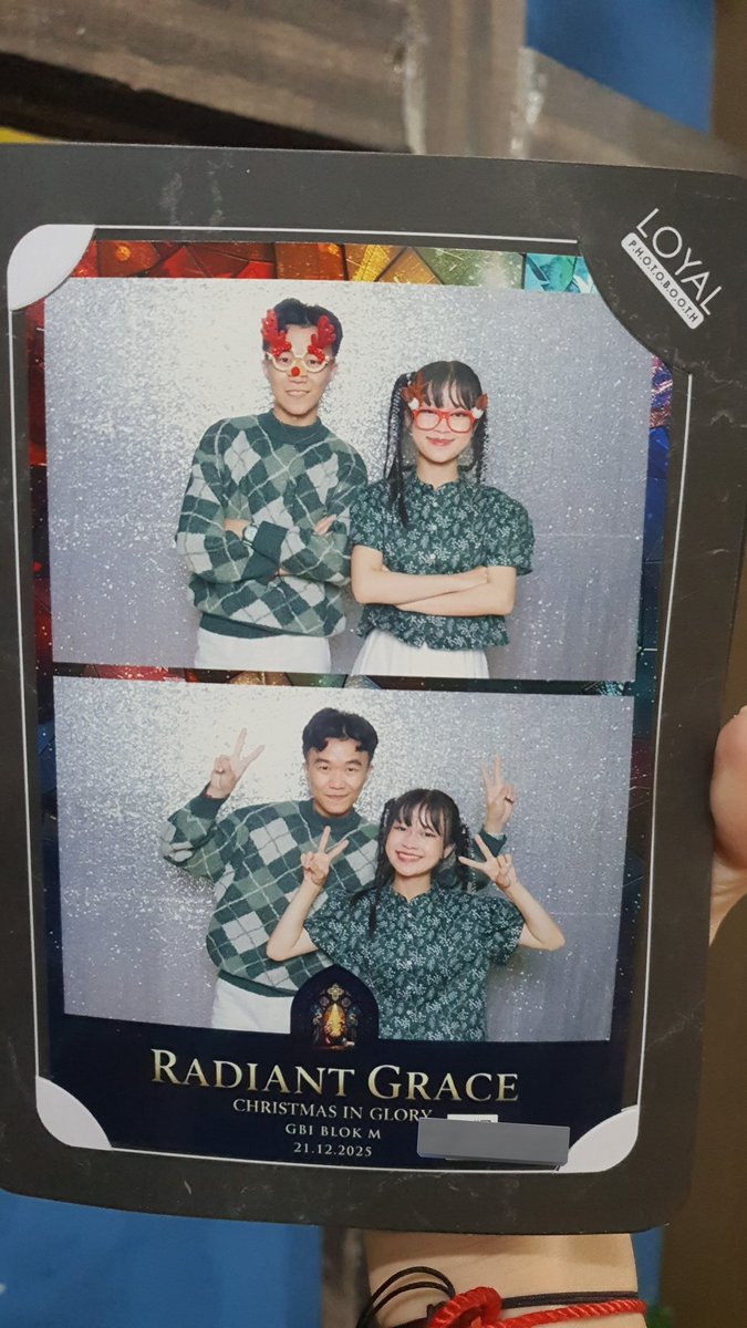 celoookbaaaa's tweet image. kospley pohon natal 🎄