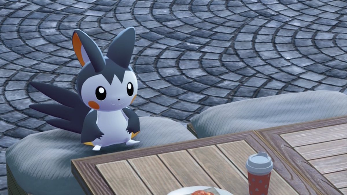 Emi Emolga tweet media