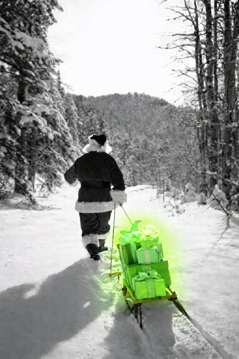 wallet's tweet image. GM 🟩

What bags is Santa bringing this Christmas?