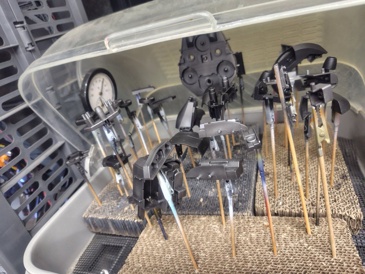 スーパーXサフった、明日は有給だし夜更かししてなんかパチ組みすっかな♪