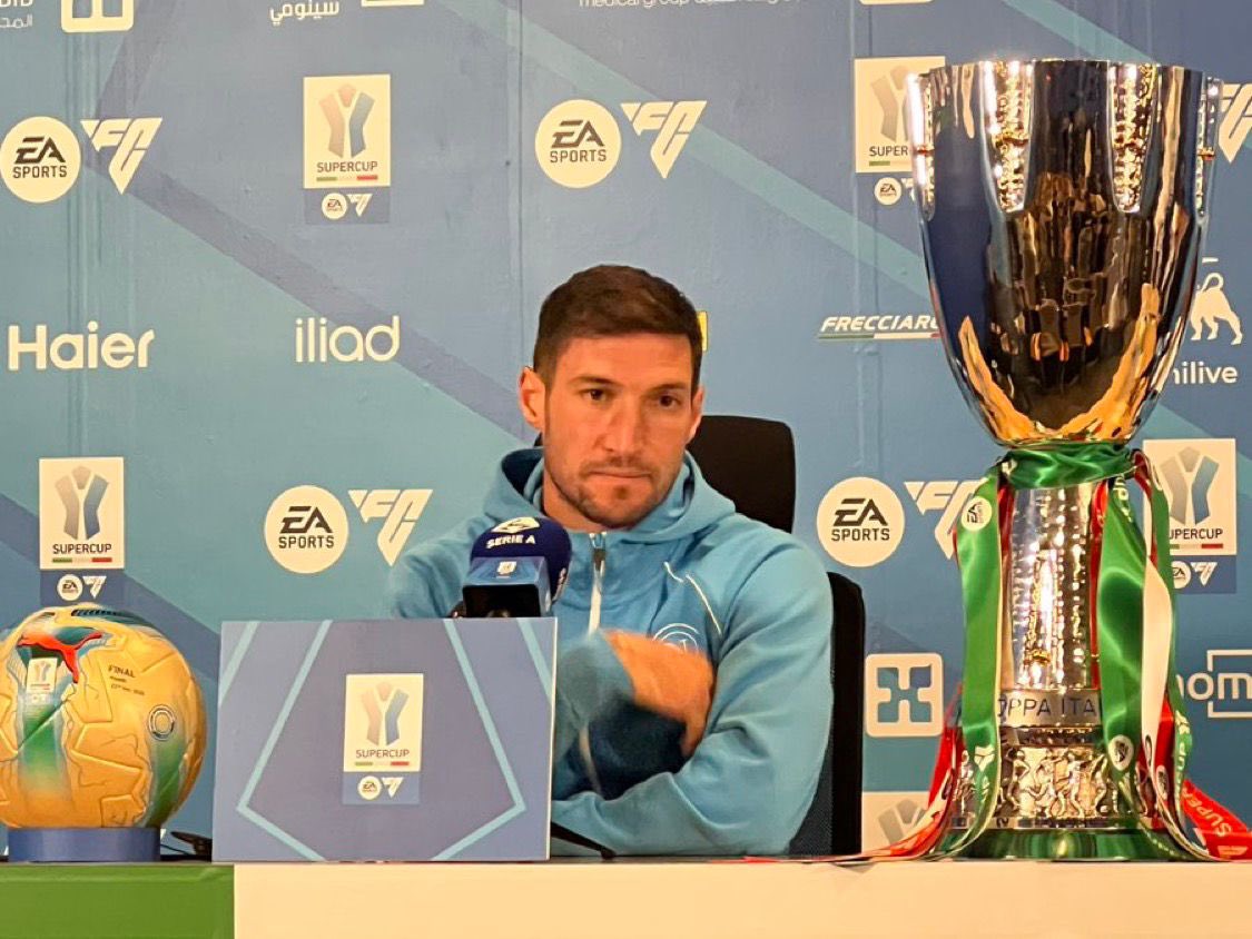 ماتيو بوليتانو لاعب فريق نابولي لـ : «النهائي مباراة مختلفة تمامًاً. نعمل على تحليل التفاصيل ونسعى لتقليل الأخطاء، كون التفاصيل الصغيرة هي من تصنع الفارق».. : أمل السعيد 