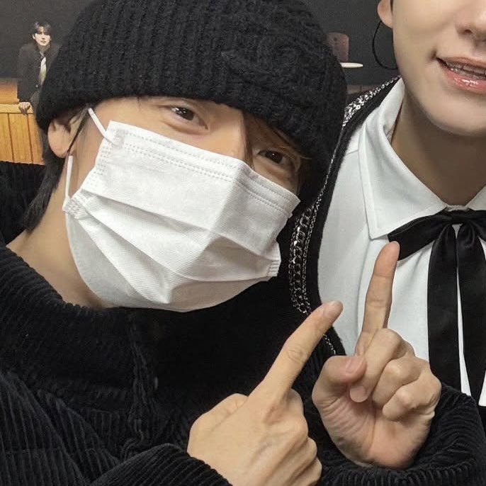 lovehae_1015's tweet image. 꽁꽁싸매도 커염뽀쟉이동애기ㅋㅋㅋㅋㅋㅋ