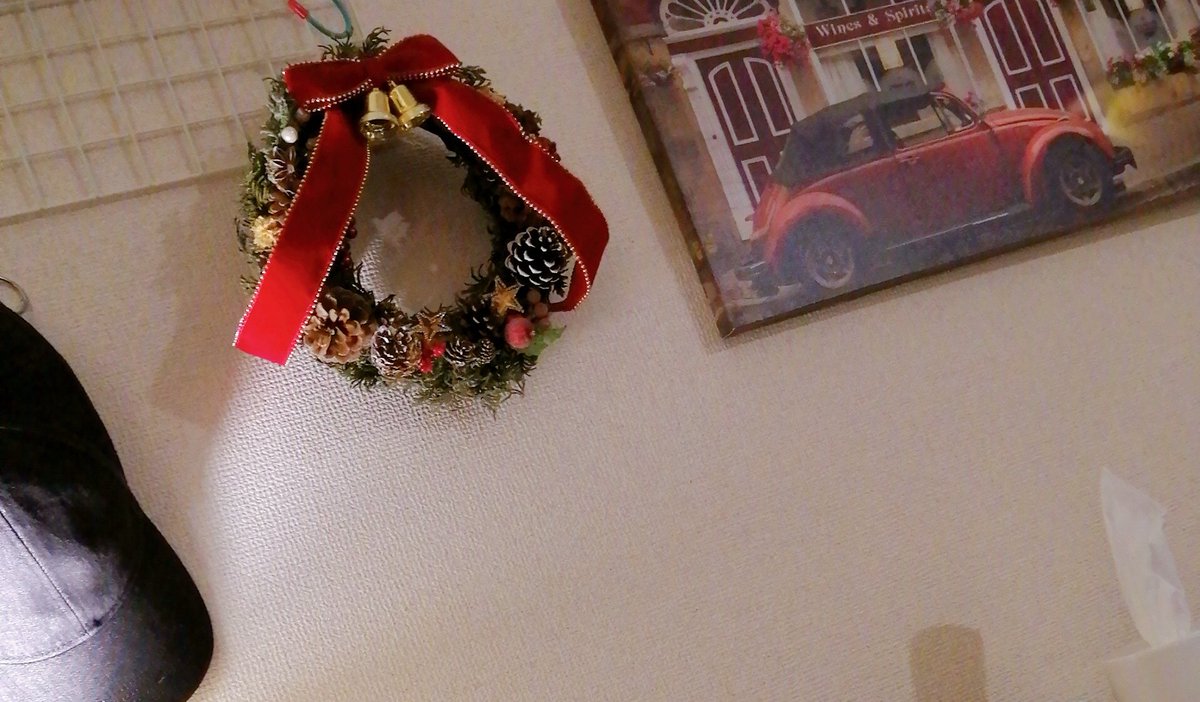 361nohanigate's tweet photo. 天王寺でブラブラ材料集めてリース作った https://t.co/Asv7eSo6FG