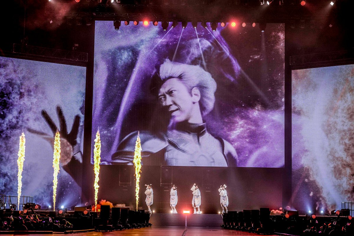 𝗠𝗼𝗺𝗼𝗶𝗿𝗼 𝗖𝗵𝗿𝗶𝘀𝘁𝗺𝗮𝘀 𝟮𝟬𝟮𝟱 𝗢𝗗𝗬𝗦𝗦𝗘𝗬🛸 DAY2の