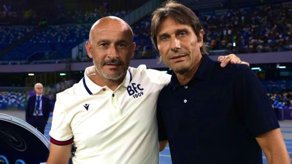NicoSchira's tweet image. Antonio #Conte celebra #Italiano: “Di Vincenzo posso parlare solo bene. Vedo un allenatore che ha tanta voglia di imparare e migliorare. Ha fatto la gavetta, come l’ho fatta io e dove è andato ha sempre fatto bene ottenendo grandi risultati sia alla #Fiorentina sia al #Bologna”