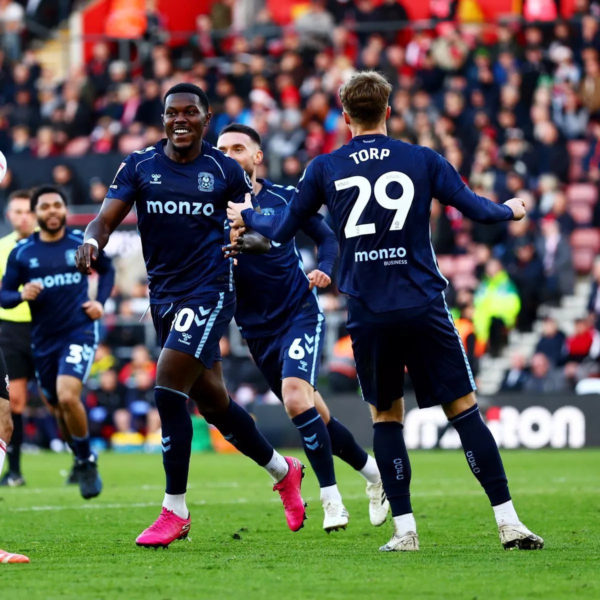 Buster Reeves tweet media