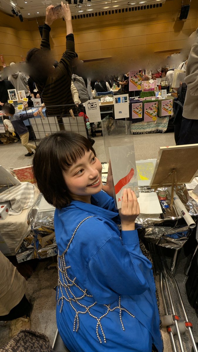 ima_sub___'s tweet photo. BOOK TURN SENDAI、お越しいただいた皆様、ZINEやグッズをお迎えしていただいた皆様、あらかし見てるよー！って声かけてくれた皆様、本当にありがとうございました！
ZINEの感想メンションしていただけたら見に行けるので是非していただけたら嬉しいです！！！
 #A_BIT_LOST https://t.co/toyo6za9wN
