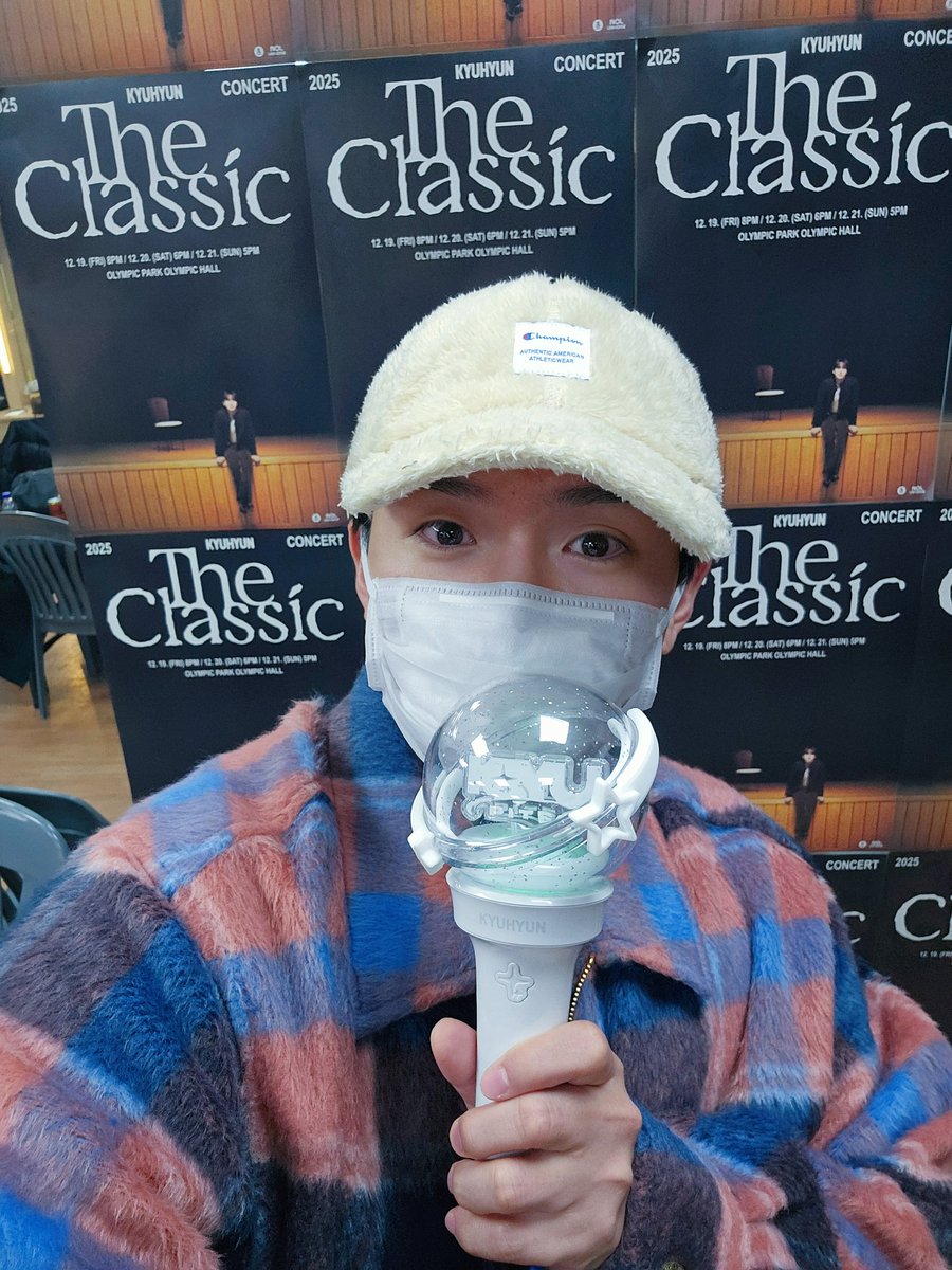 9ryeong9's tweet image. 규 콘서트 정말 좋았다 ! 총평 : 완벽