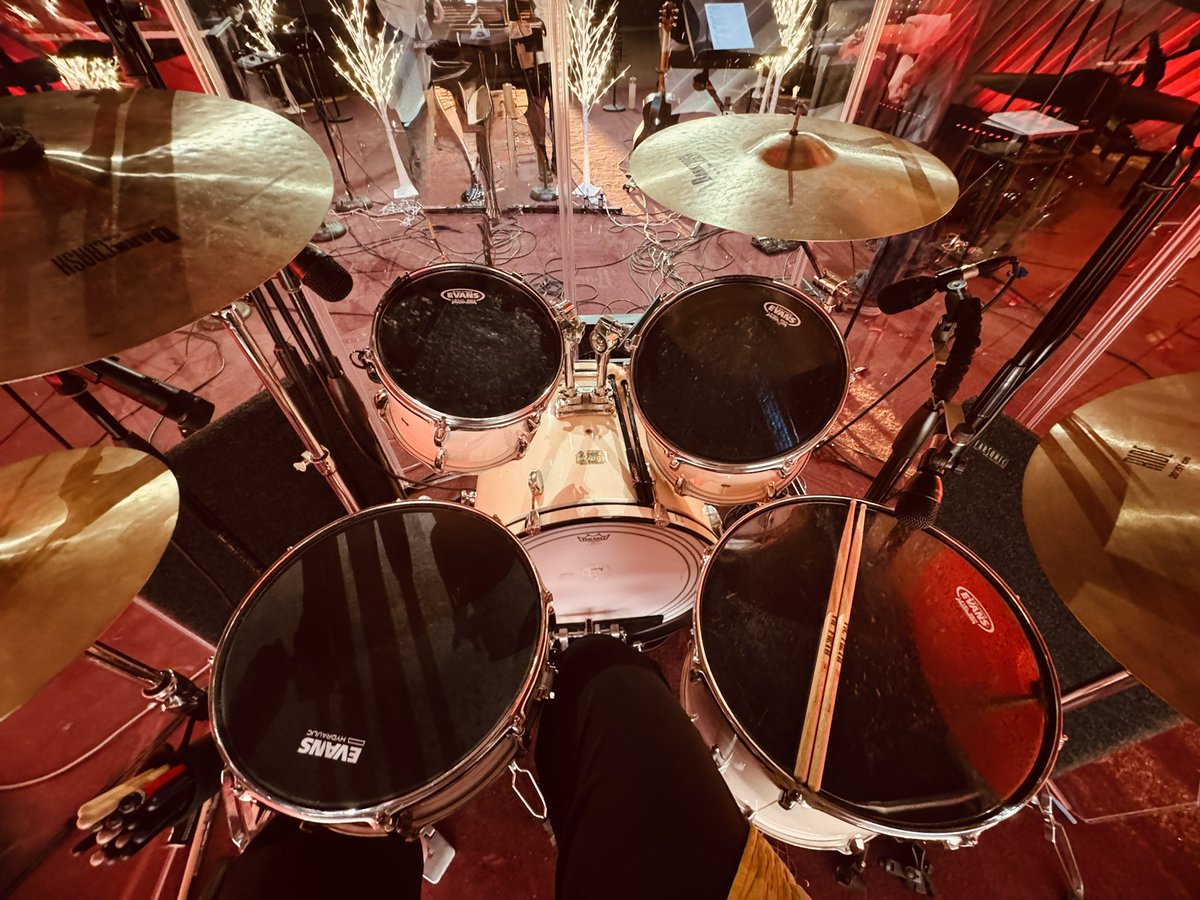 JessicaCabeen's tweet photo. We give You all the glory
We give You all the glory
We give You all the glory
Christ the Lord
#sundaydrummer #principalinbalance #philwickham https://t.co/q7DAqNC8yu