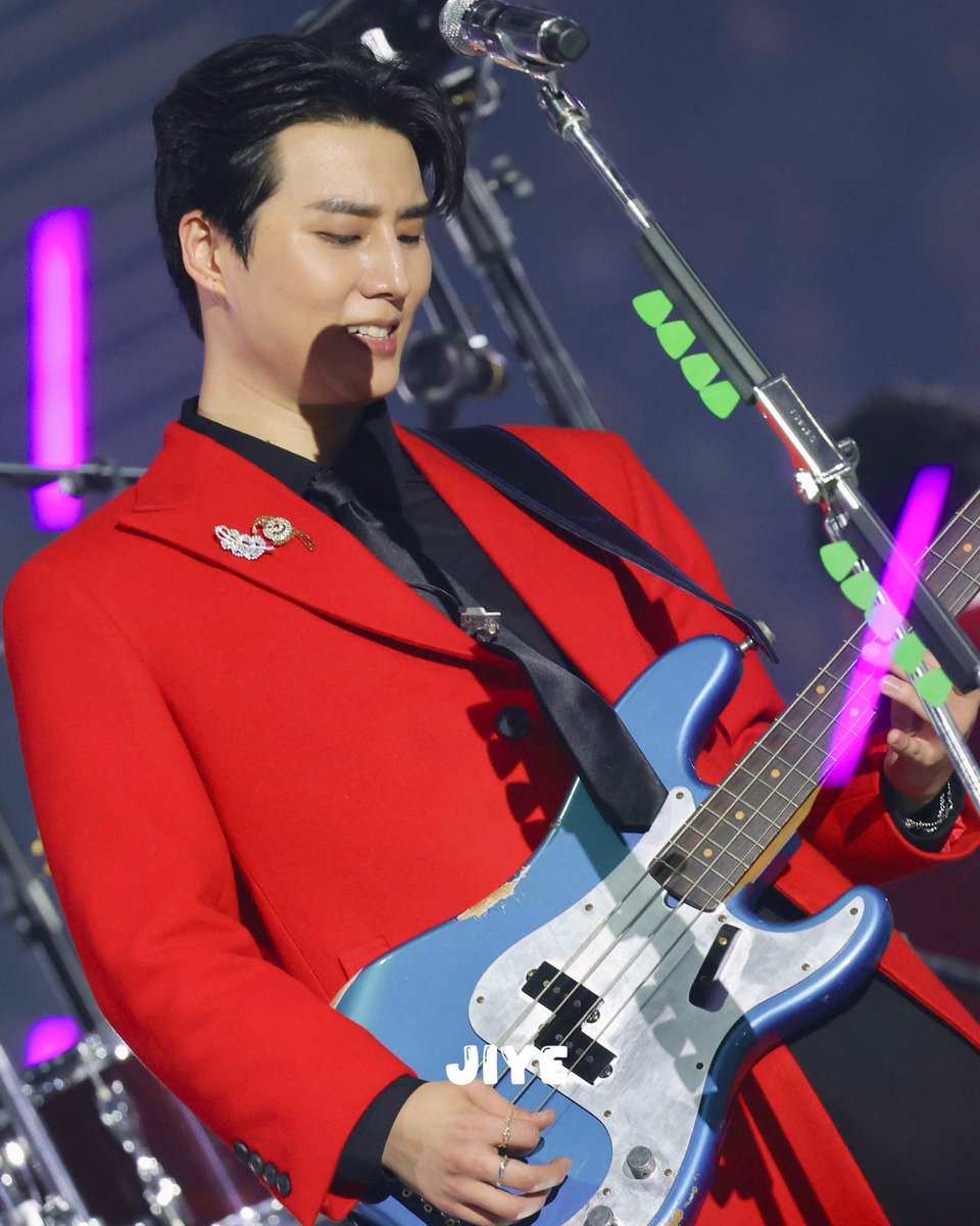 jiye0209's tweet image. 251220
#DAY6 #데이식스 #영케이 #YoungK