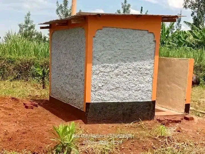 KaberiaCommoner's tweet image. Why is constructing a toilet expensive in Kenya? Utaskia hii imetumia 250k.