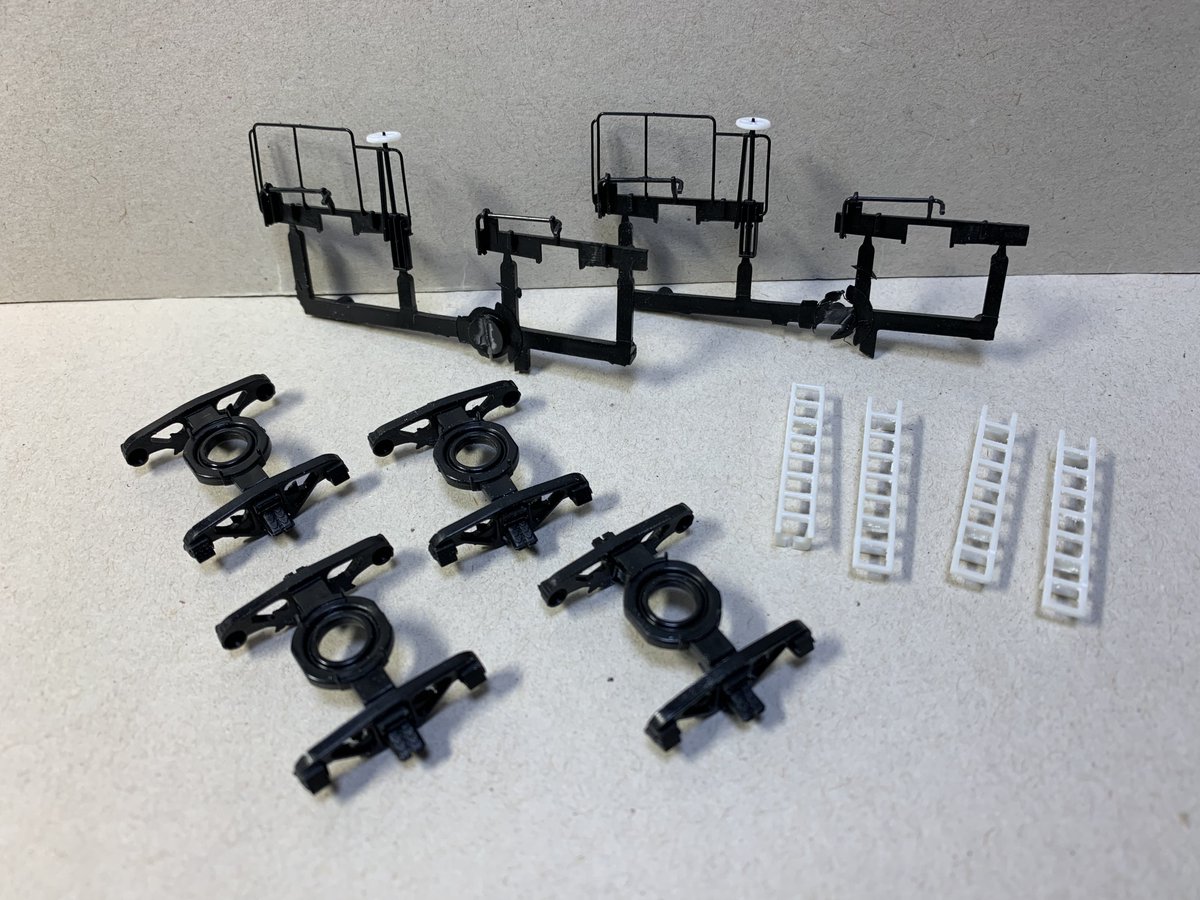 ヱビスページ 未塗装 2 モデルアイコンのタキ3000、2両が塗装手前まで進みました٩( ᐛ )و