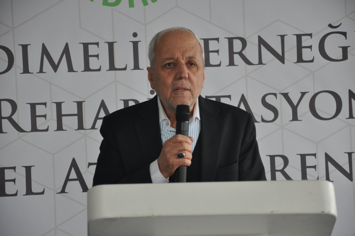 📍İstanbul
▪️Yardımeli Derneği olarak bugün Başakşehir'de ''Yardımeli Derneği Huzurevi ve Reahabilitasyon merkezi'nin'' temel atma töreni'ni yoğun bir katılımla gerçekleştirdik.
📞 0212 541 48 00
 🖱️  yardimeli.org.tr