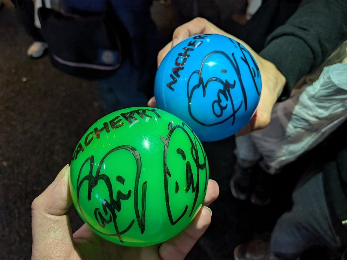 タクエリアスさんとゲマボ(サイン入りボール)連番