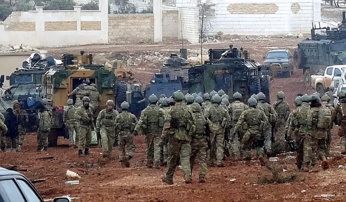 SİYAH SANCAK tweet media
