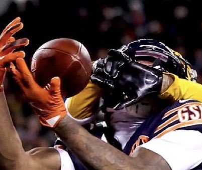 I’m still in awe of how DJ caught this pass while wearing Keisean Nixon as a backpack and his black gloves covering both DJ’s eyes.

HOW, DJ?   HOW?!?
