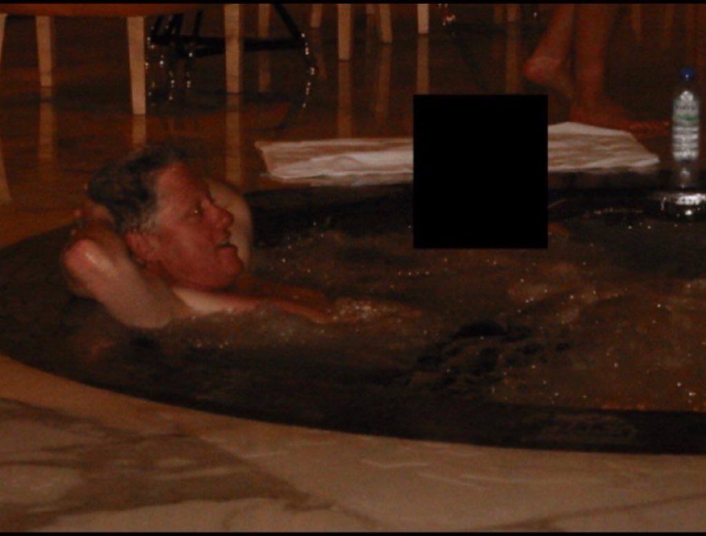 Netjet687476's tweet image. Where’s your outrage Tapper? A clear photo of President Clinton and an underage victim in a hot tub on Epstein Island #ClintonFiles