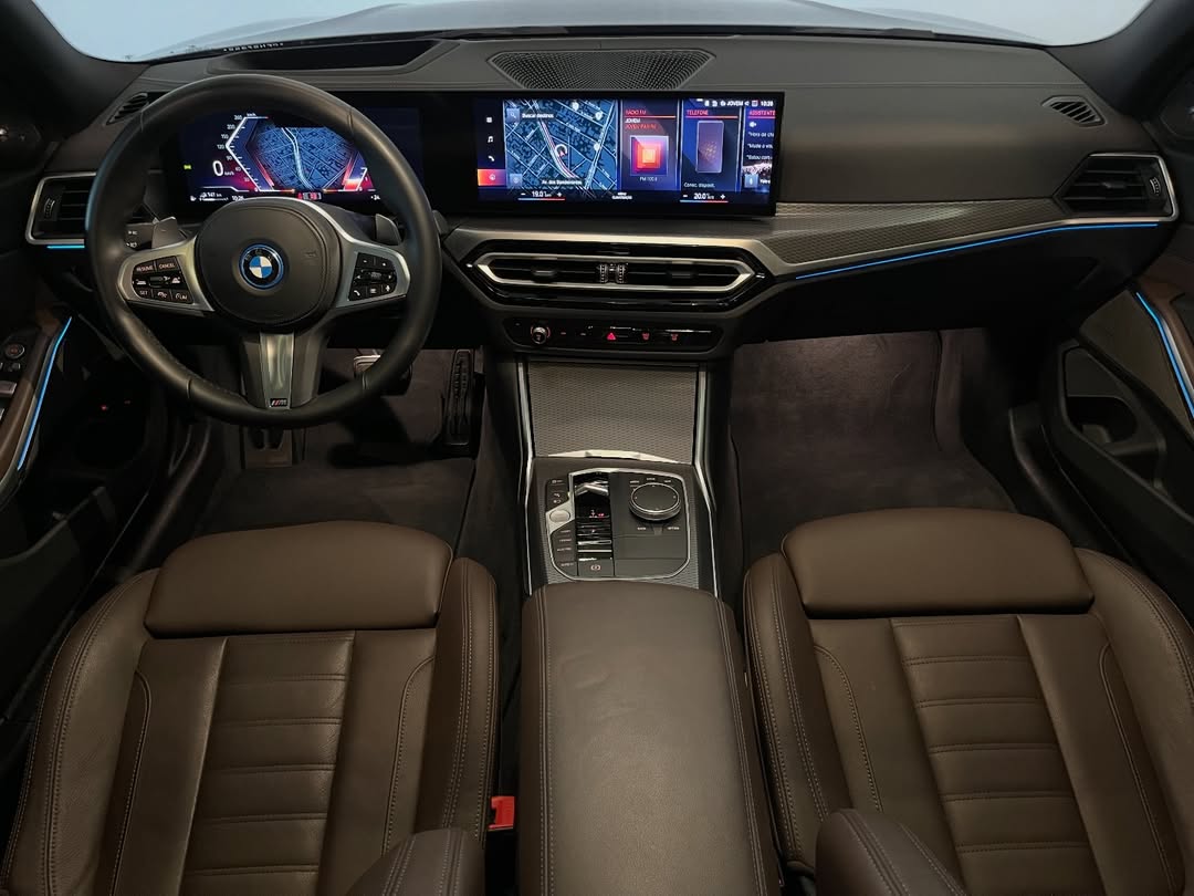nocarcontext's tweet photo. BMW 330E M Sport  2023 🩶🩶 https://t.co/eA0mp6A93x