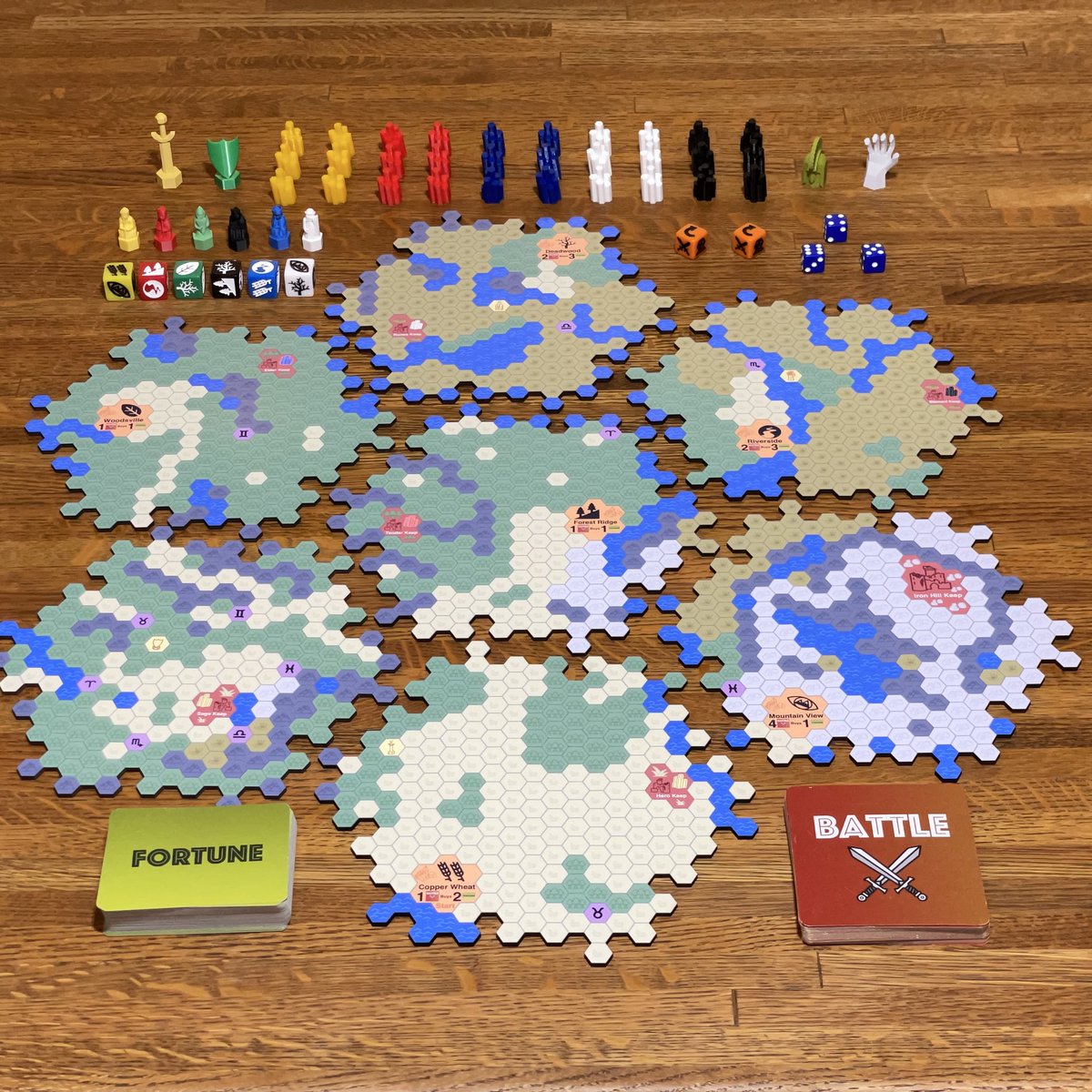 Dice Keep modular board has billions of adventure combinations.
Dicekeep.com