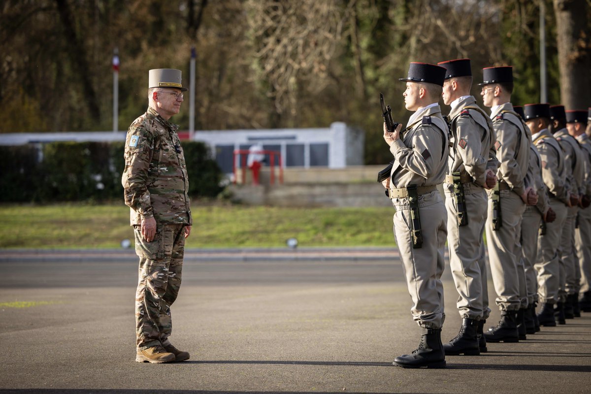 121e régiment du Train tweet media