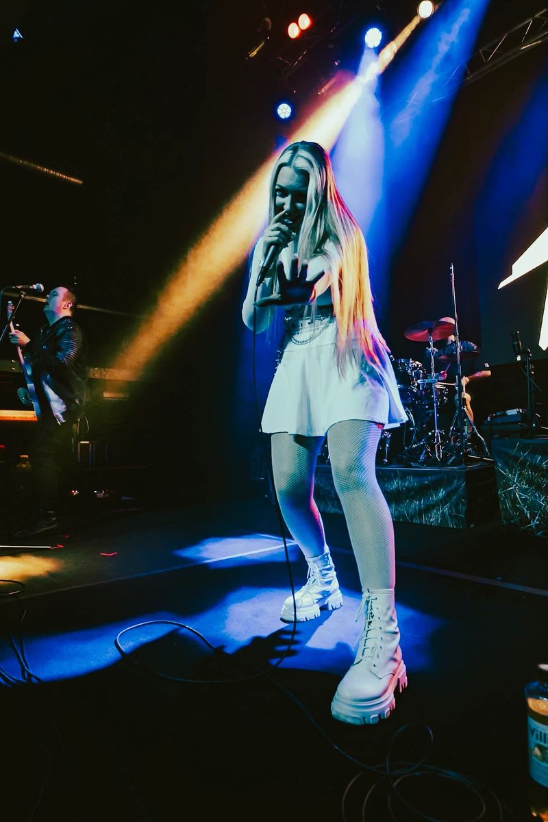 Santa is coming soon, but we still have time to look back at our gig in Tallinn! 🎄

Being on the road is our favorite thing to do as a band, and we hope we’ll get to do it a lot more in 2026! 💥
Please enjoy some great photos from Helitehas! 📷

Pics by tero_studio