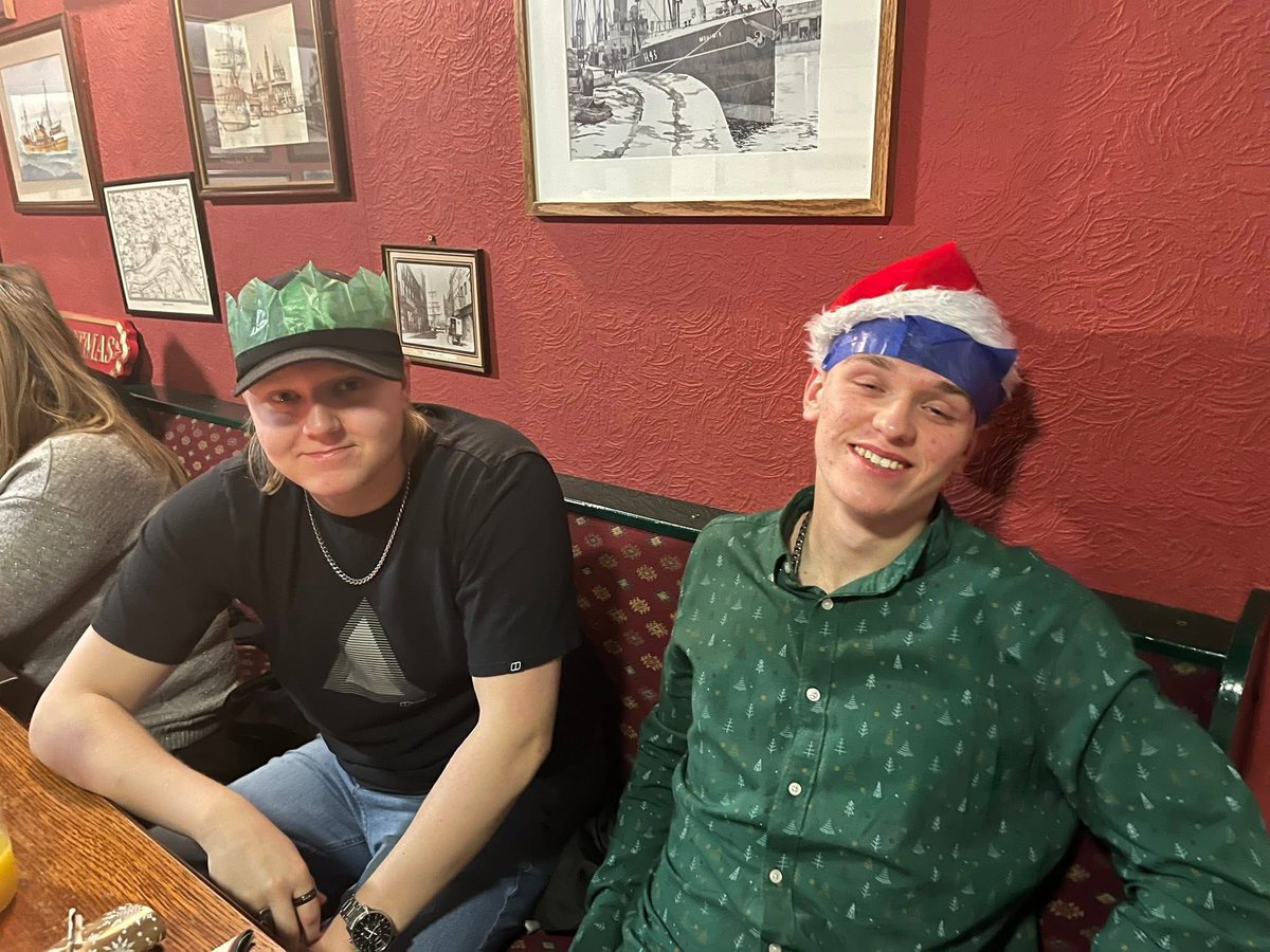 ShipInnHull tweet media