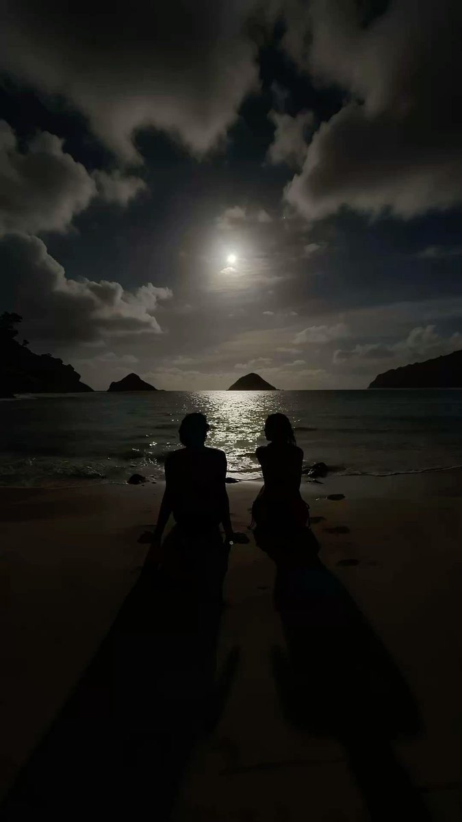 بحر 🌊 (@butterflless) on Twitter photo 