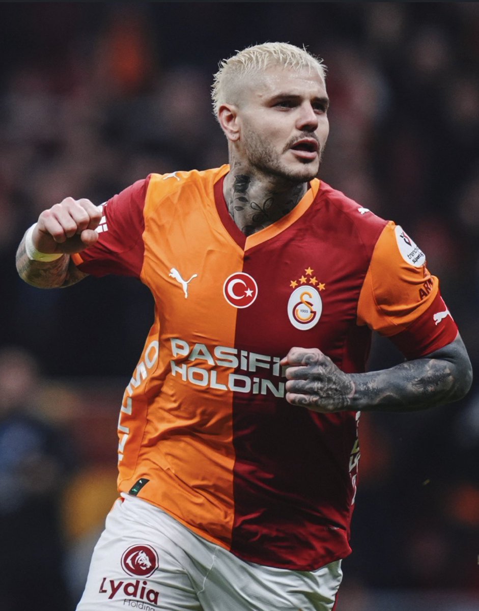 Tek kelimeyle  GOL’cü 💛❤️