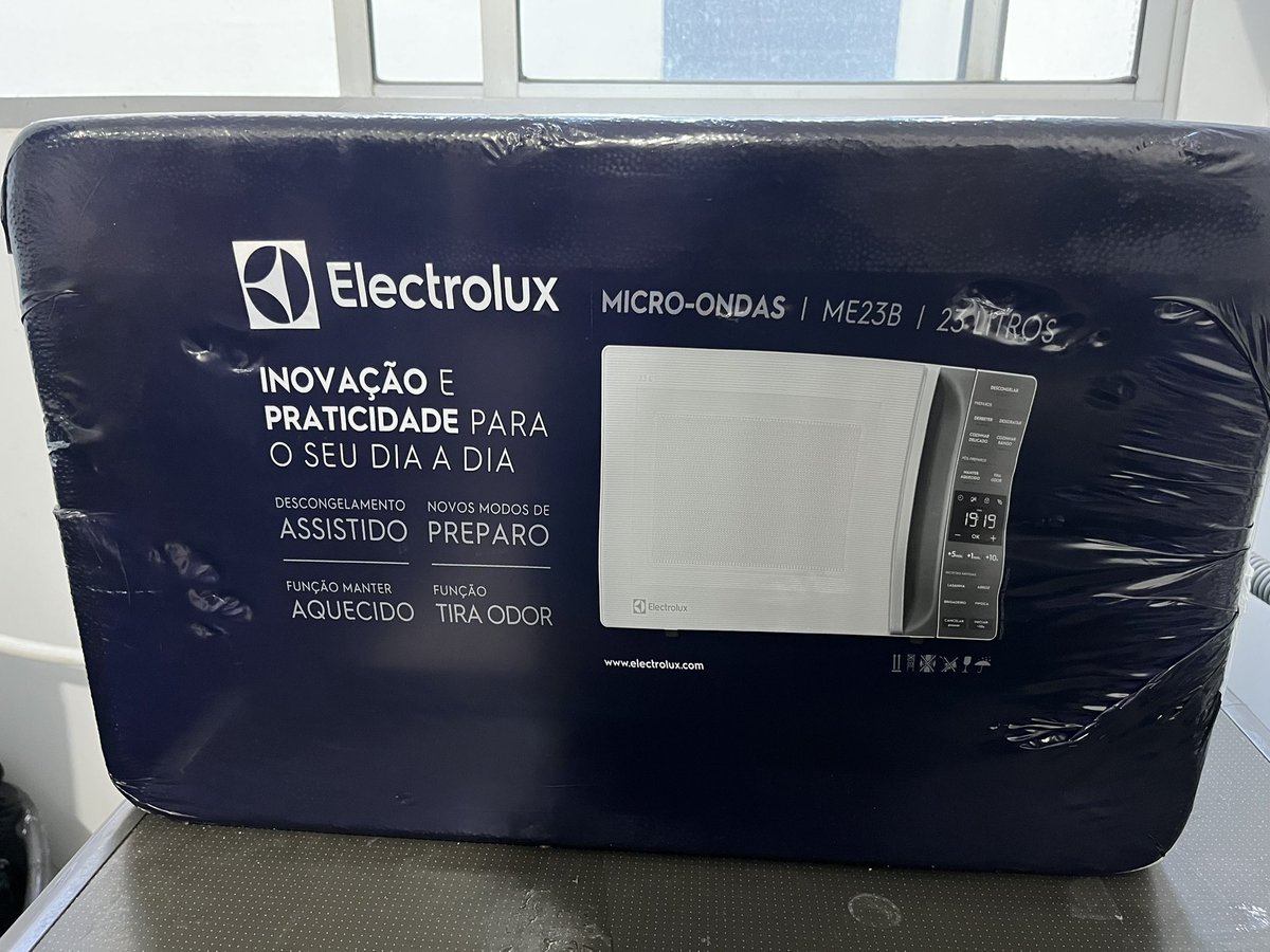 chegou a caixa surpresa de R$49 e era UM MICROONDAS 

EU AINDA NÃO ACREDITO QUE CONSEGUI UM MICROONDAS POR R$49