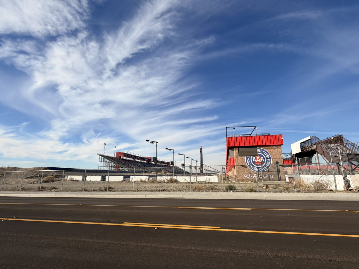 RyanVargas_23's tweet image. Having a good Sunday? 

Cool, anyways-

Here’s Auto Club Speedway as of this morning, Dec 21, 2025.