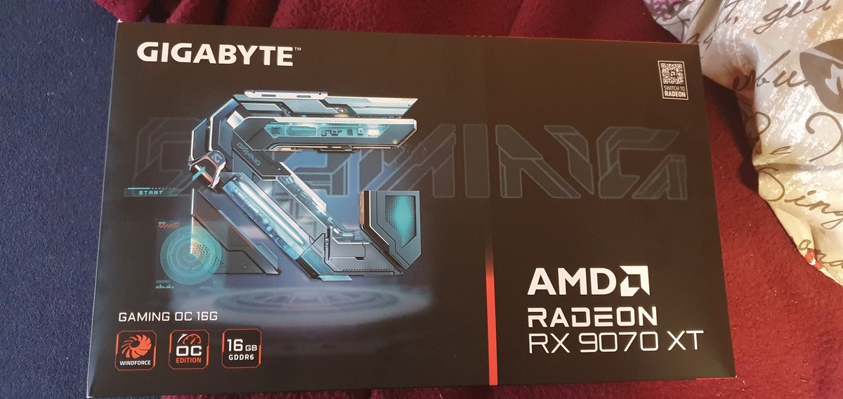 JaybeVT's tweet image. Der Whynachtsmann war da